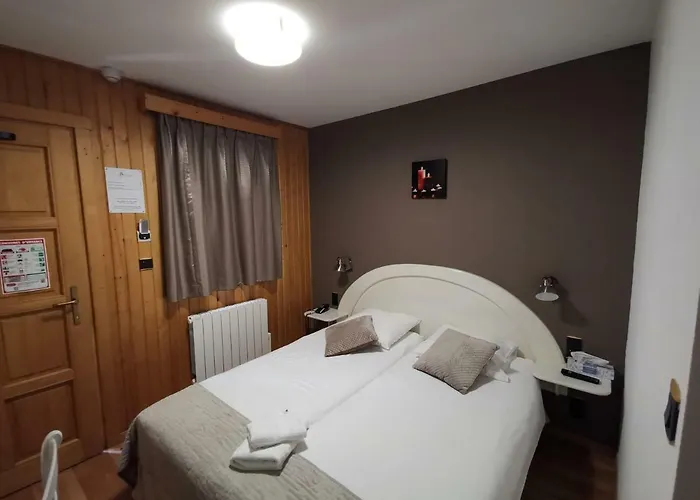 Saint-jean 2* Villequier-Aumont