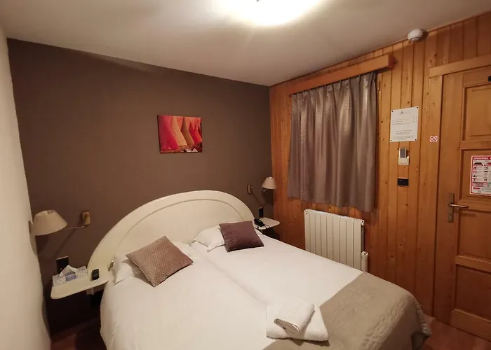 Hotel Saint-jean Villequier-Aumont