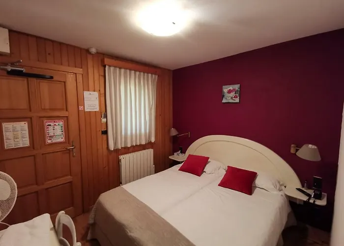 Saint-jean Hotel Villequier-Aumont